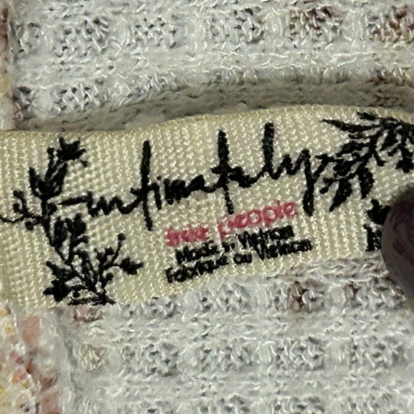 Women's Free People Cream Floral Thermal Shirt - MEDIIUM - Picture 6 of 10